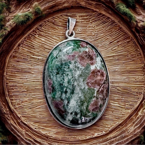 Jewelry - Rare Garnet Jadeite Eclogite Sterling Silver Pendant
